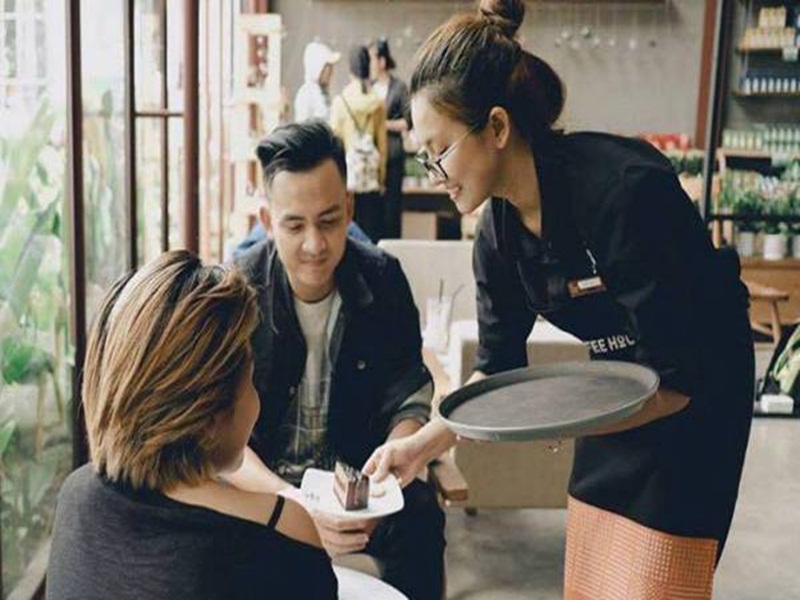 Sinh viên tìm việc làm thêm tại quán cafe làm việc ở Sài Gòn dễ hay khó?