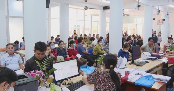 Ngày Hội Việc Làm TP.HCM: Hàng Ngàn Cơ Hội Mở Ra, Bí Kíp 'Chốt' Việc Trong Tầm Tay